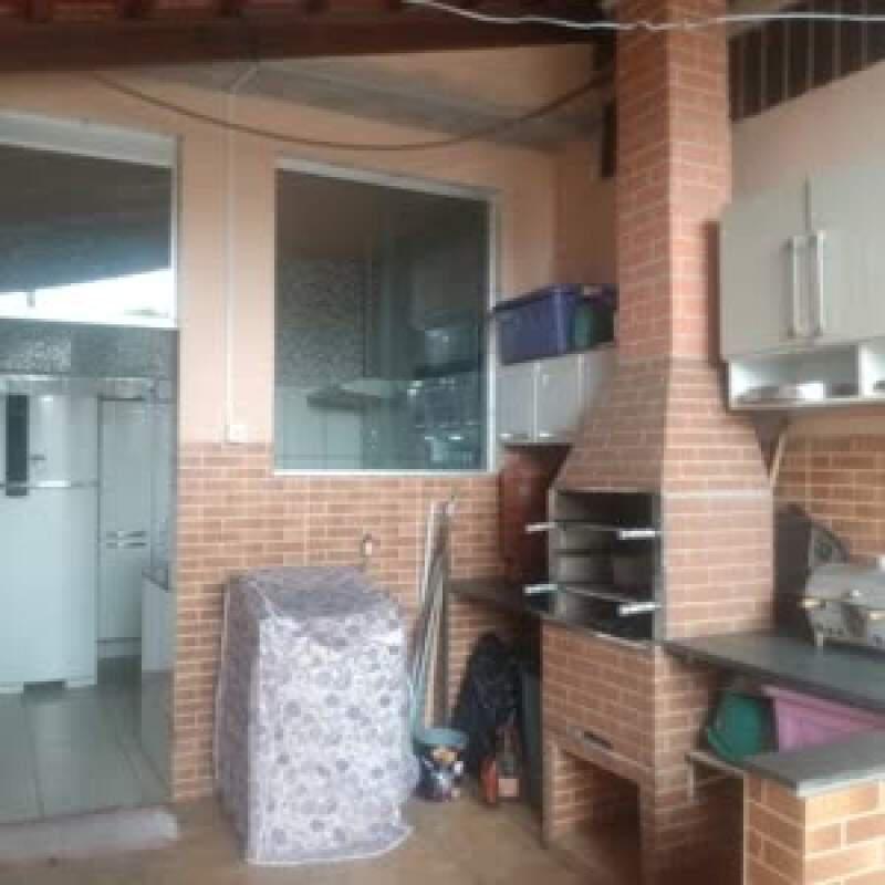 Casa, Fonte Grande, 3 Quartos, 8 Vagas, 1 Suíte