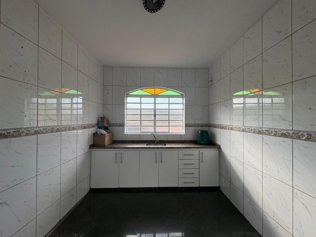 Casa, Jardim Riacho das Pedras, 3 Quartos, 10 Vagas, 1 Suíte