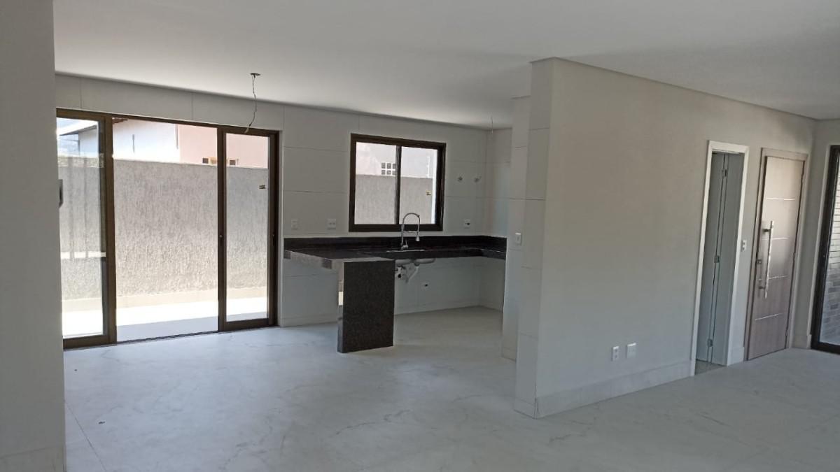 Apartamento, Jaraguá, 4 Quartos, 3 Vagas, 3 Suítes