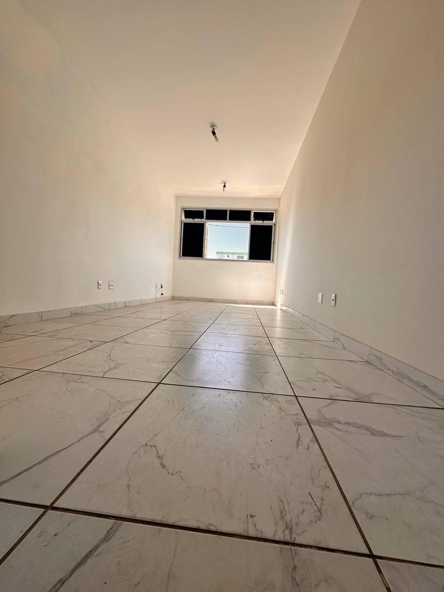 Sala, Itapoã, 0 Quarto, 0 Vaga