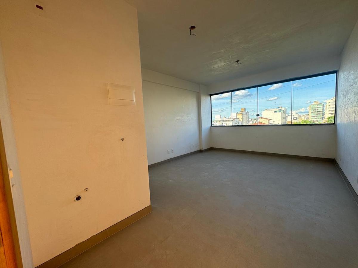 Sala, Castelo, 0 Quarto, 0 Vaga