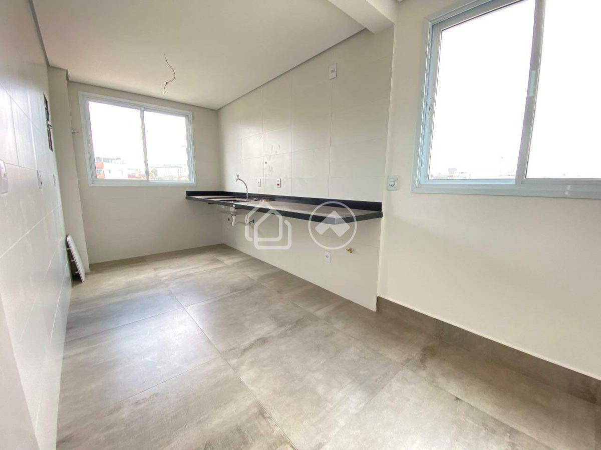 Cobertura, Minas Brasil, 2 Quartos, 2 Vagas, 1 Suíte