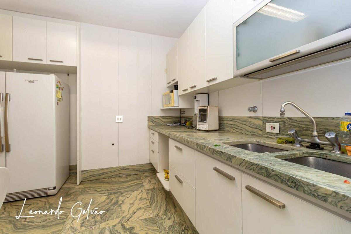 Apartamento, Lourdes, 4 Quartos, 3 Vagas, 2 Suítes