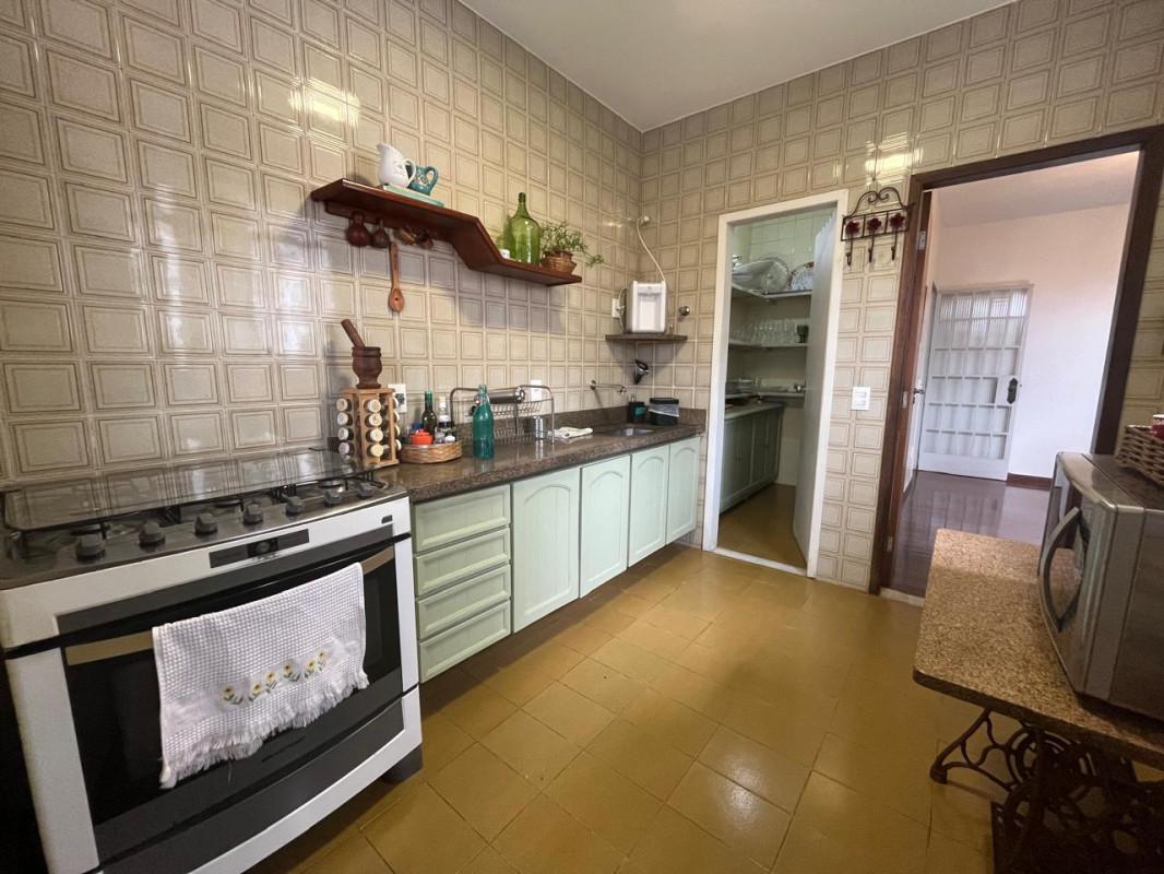 Casa, Alto dos Pinheiros, 3 Quartos, 3 Vagas, 1 Suíte