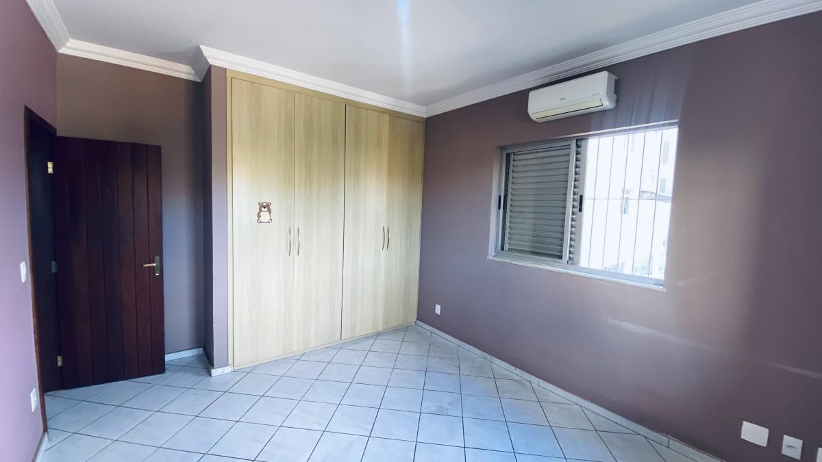 Casa, Ouro Preto, 3 Quartos, 5 Vagas, 1 Suíte