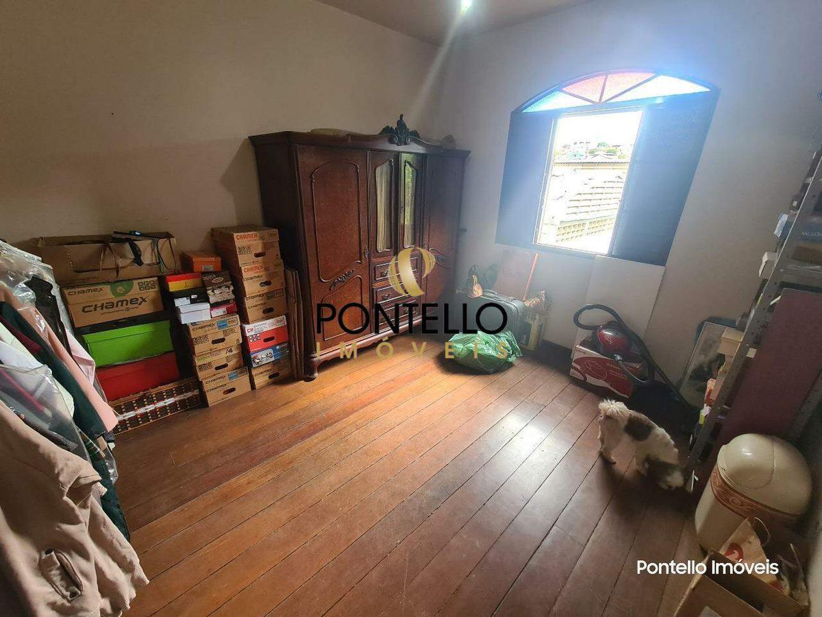 Casa, Cachoeirinha, 9 Quartos, 2 Vagas, 1 Suíte
