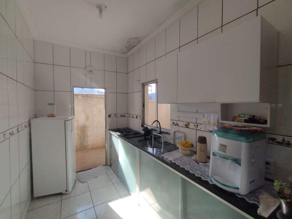 Casa, Vila Santo Antônio de Pádua, 3 Quartos, 0 Vaga