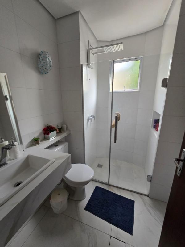 Casa, Novo Glória, 3 Quartos, 3 Vagas, 1 Suíte