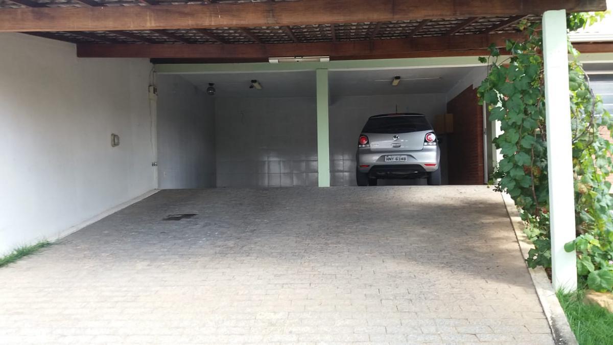 Casa, Braúnas, 6 Quartos, 4 Vagas, 2 Suítes