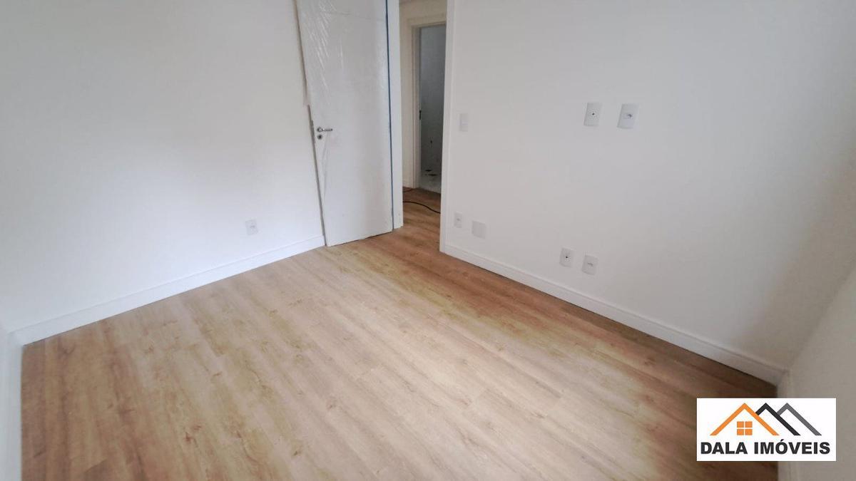 Casa, Planalto, 3 Quartos, 2 Vagas, 1 Suíte