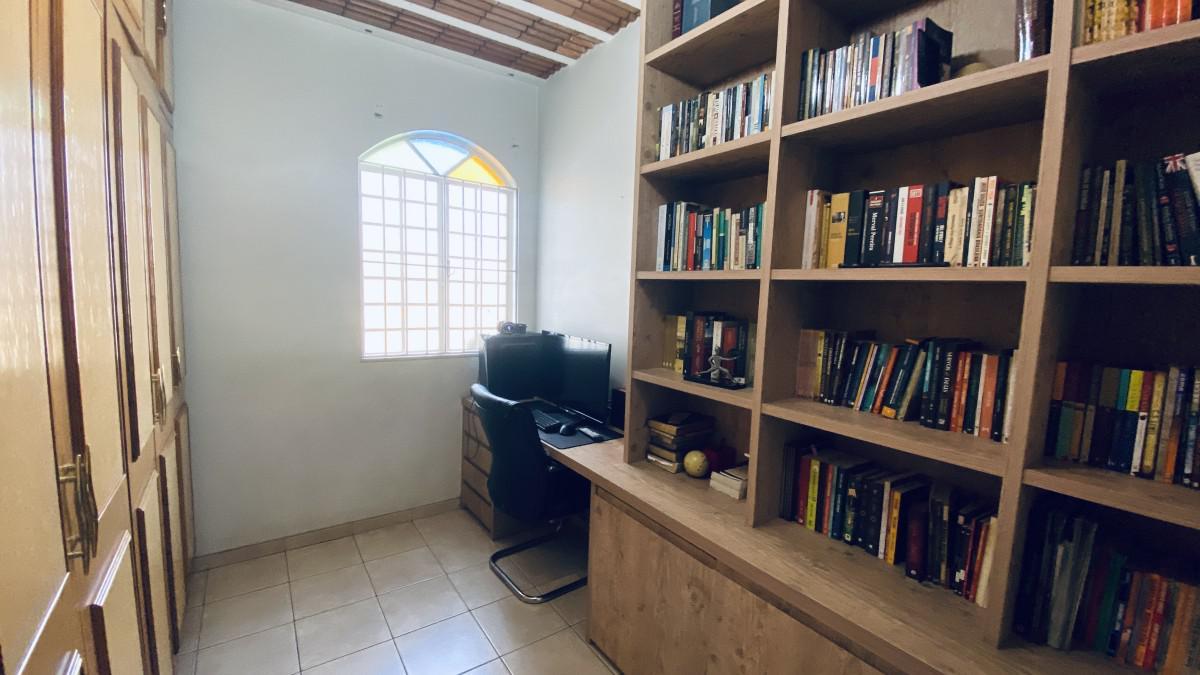 Casa, São Luiz (pampulha), 4 Quartos, 6 Vagas, 1 Suíte