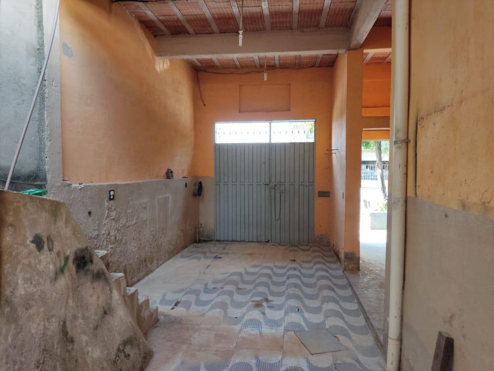 Casa, Novo Retiro, 3 Quartos, 3 Vagas, 0 Suíte