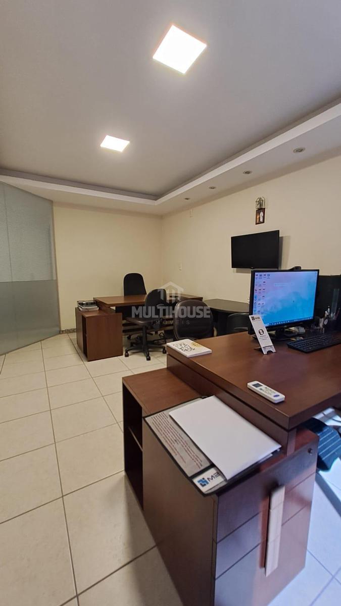 Sala, Funcionários, 0 Quarto, 0 Vaga