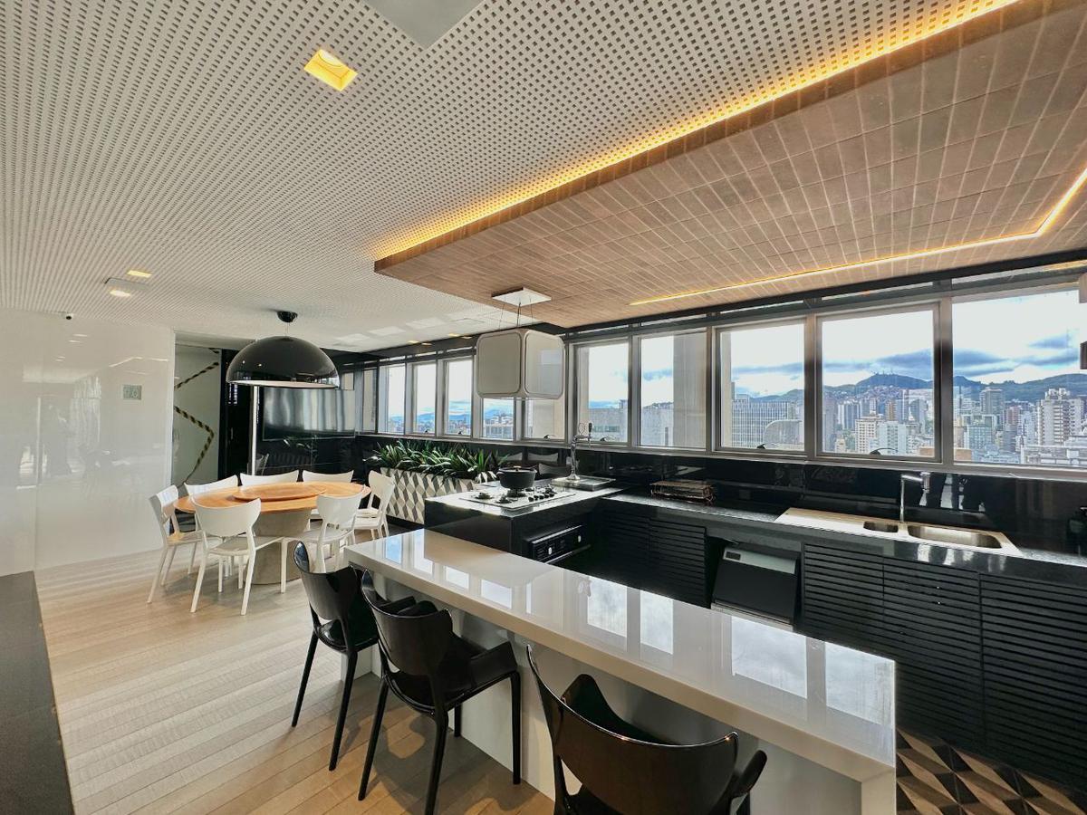 Apartamento, Savassi, 1 Quarto, 2 Vagas, 1 Suíte