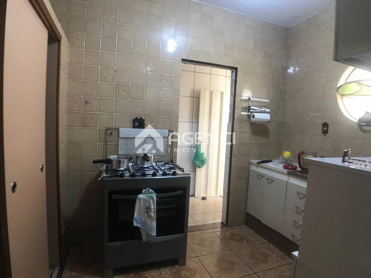 Casa, Santa Maria, 3 Quartos, 0 Vaga, 1 Suíte