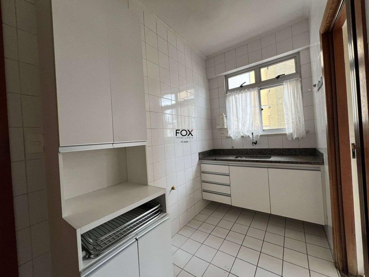 Apartamento, Estoril, 3 Quartos, 1 Vaga, 1 Suíte