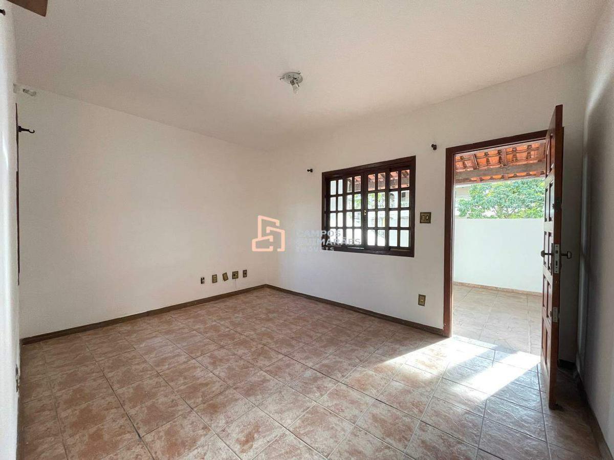 Casa Comercial, Alípio de Melo, 3 Quartos, 1 Suíte