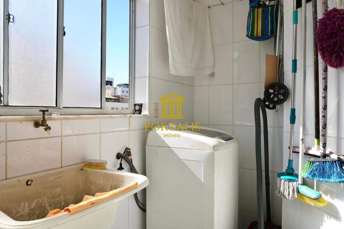 Apartamento, Sagrada Família, 3 Quartos, 1 Vaga, 1 Suíte