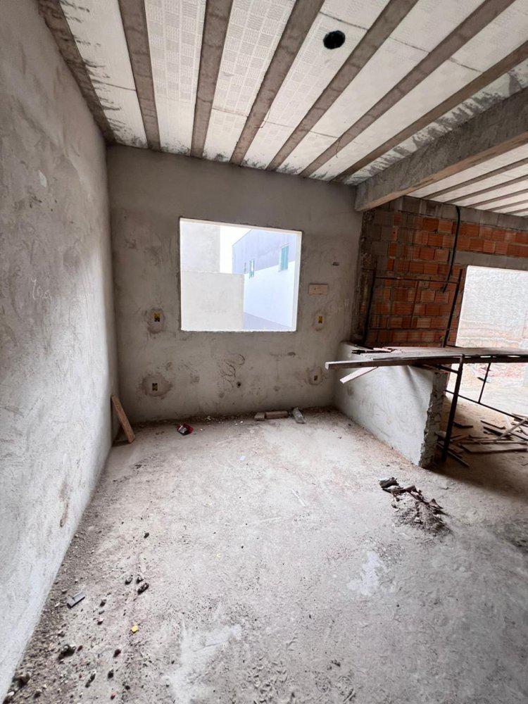 Casa, Masterville, 3 Quartos, 4 Vagas, 2 Suítes