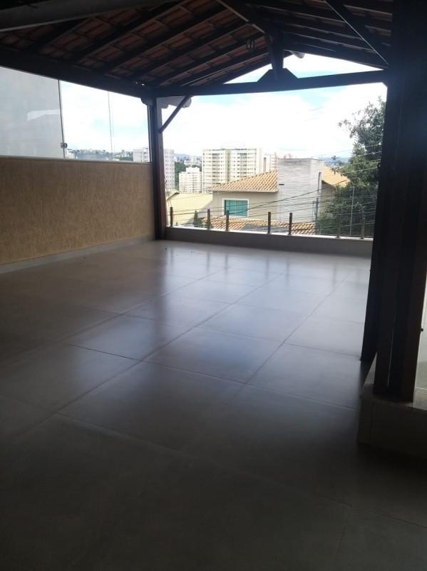 Casa, Serrano, 3 Quartos, 2 Vagas, 1 Suíte