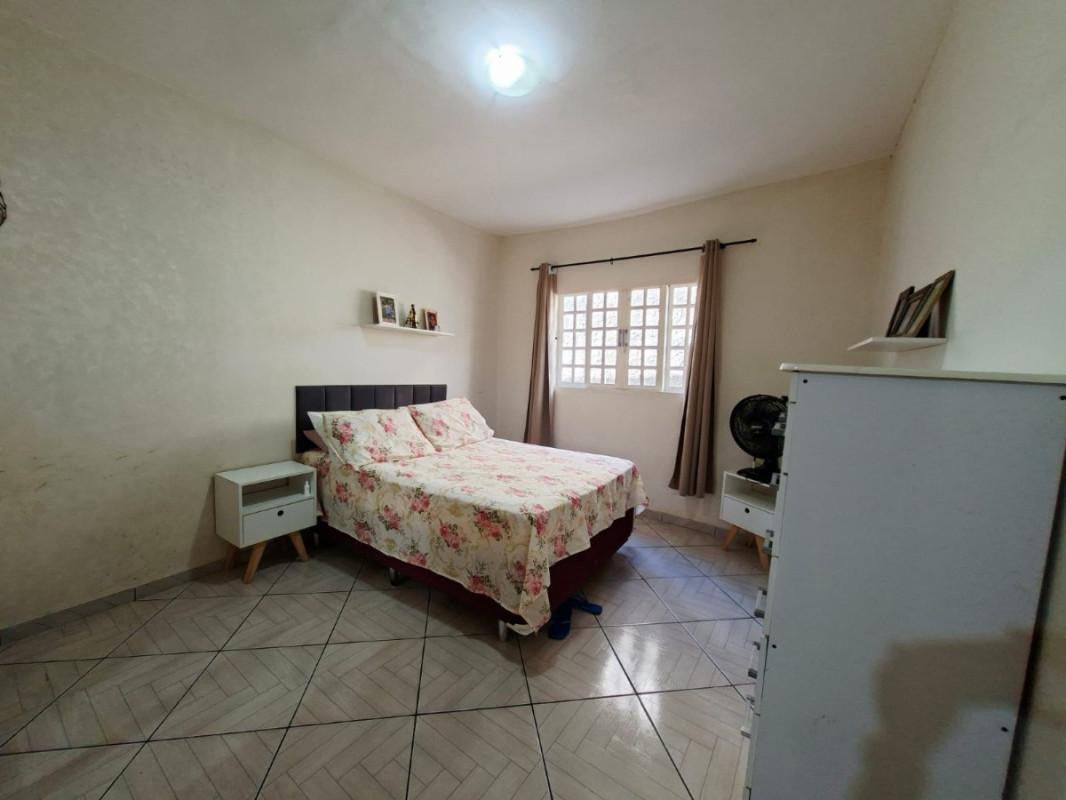 Casa, Araguaia, 4 Quartos, 3 Vagas, 1 Suíte