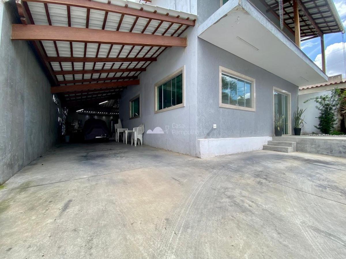 Casa, Céu Azul, 3 Quartos, 5 Vagas, 1 Suíte