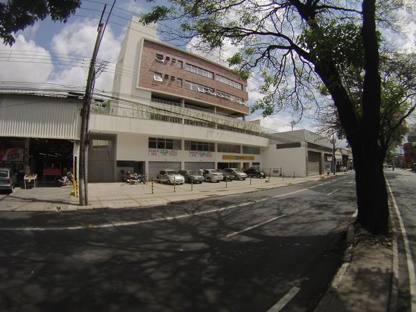 Loja, Carlos Prates, 2 Vagas