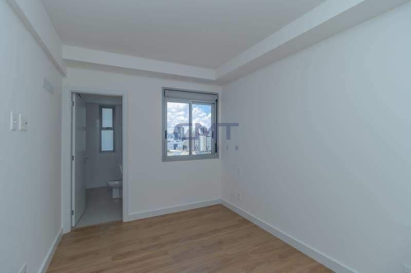 Apartamento, Sagrada Família, 3 Quartos, 2 Vagas, 1 Suíte