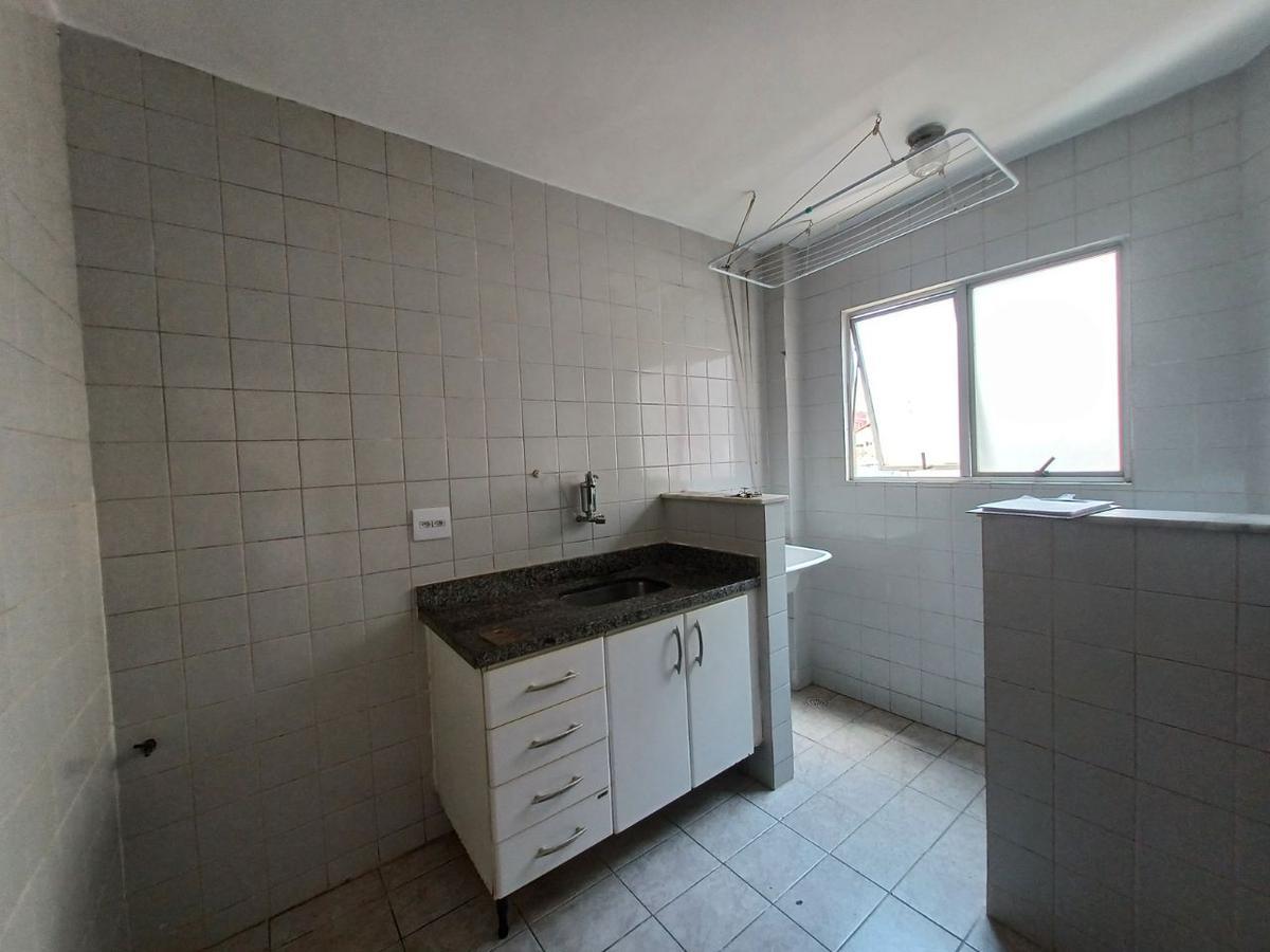 Apartamento, Floresta, 2 Quartos, 1 Vaga, 1 Suíte