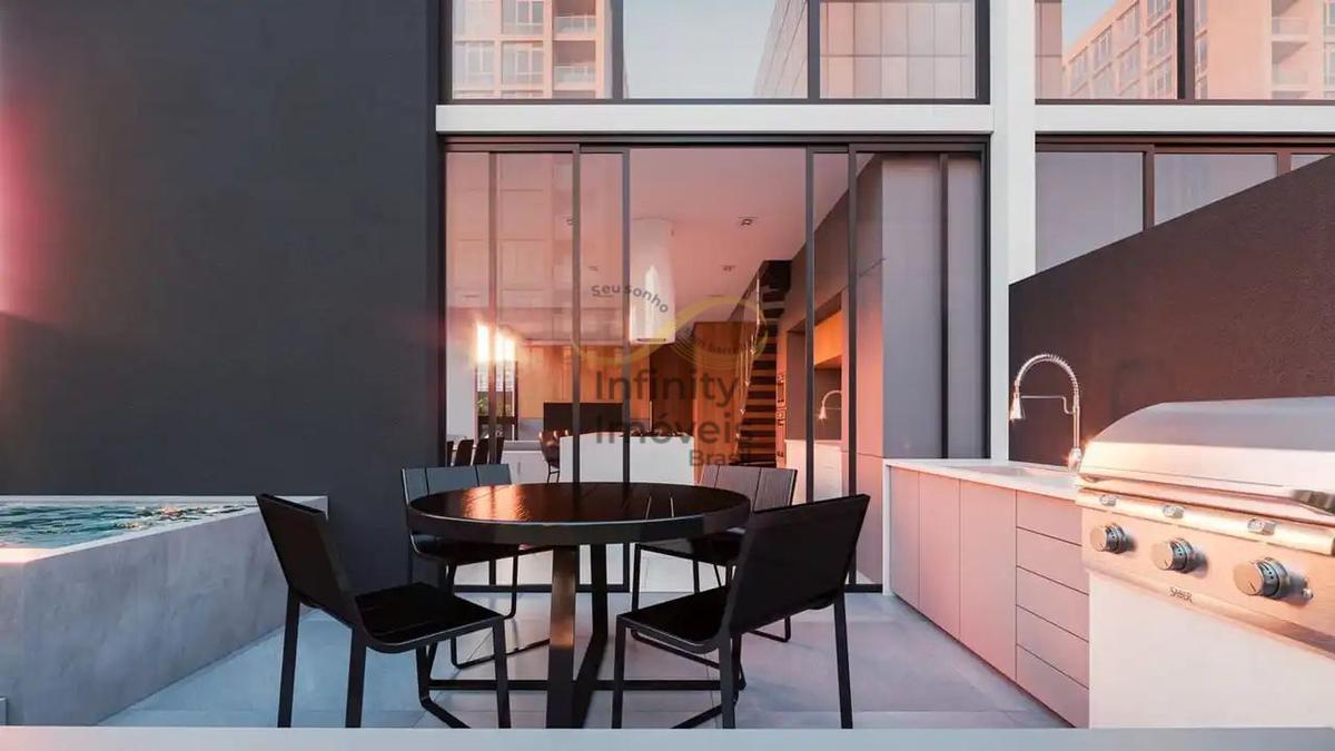 Apartamento, Funcionários, 3 Quartos