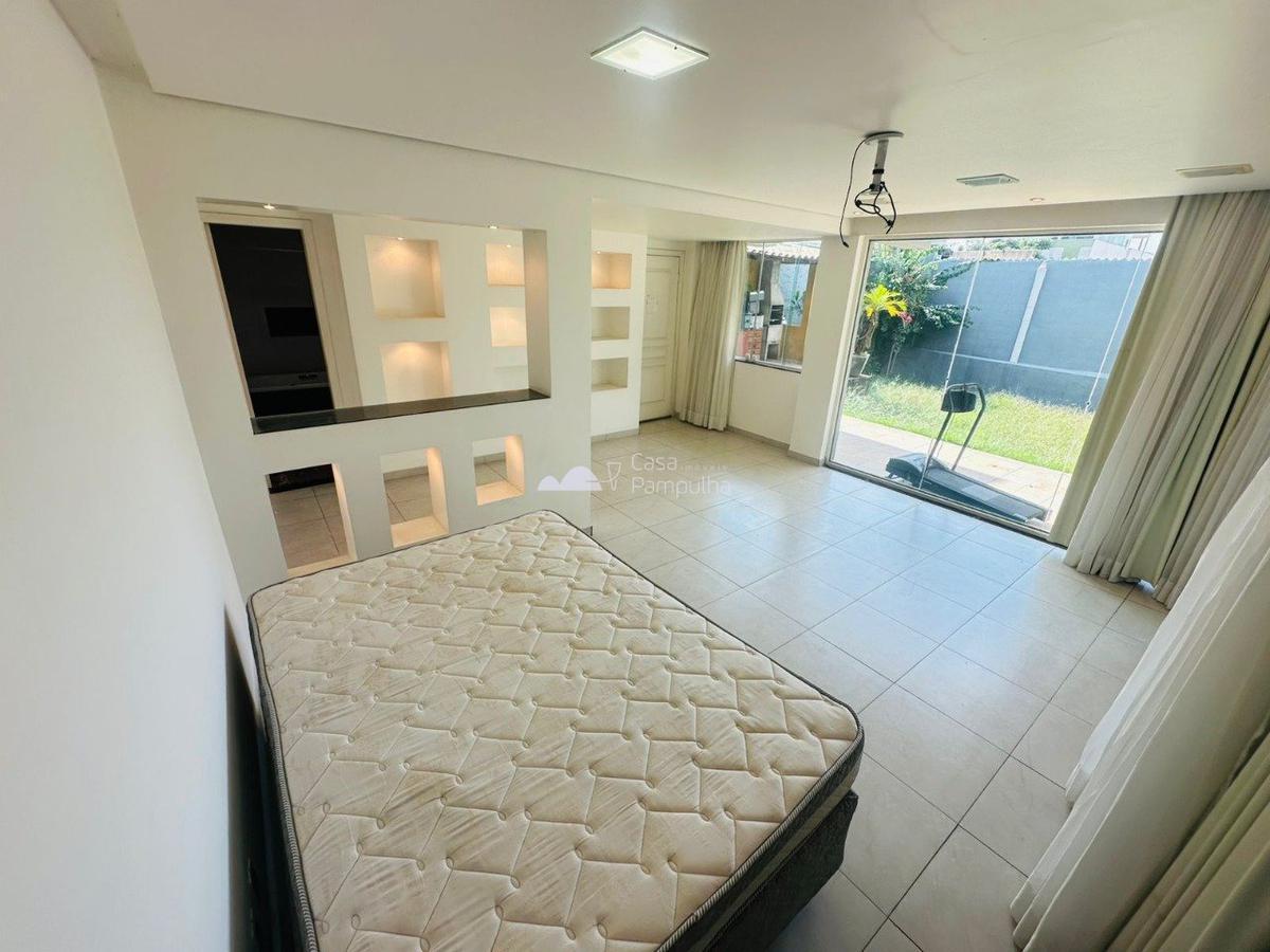 Casa, Santa Mônica, 2 Quartos, 4 Vagas, 1 Suíte