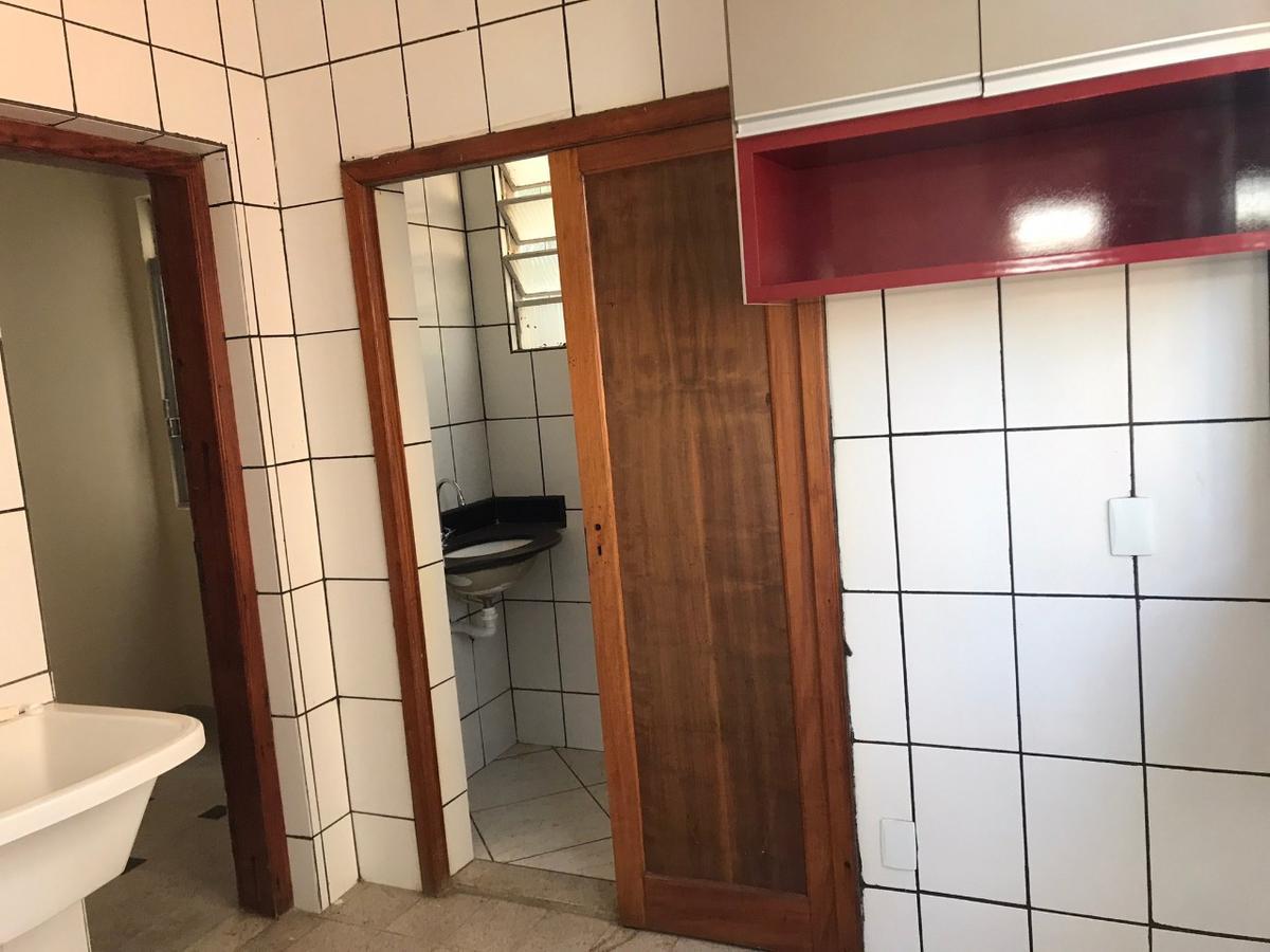 Casa Comercial, São Bernardo, 4 Quartos, 4 Vagas, 1 Suíte