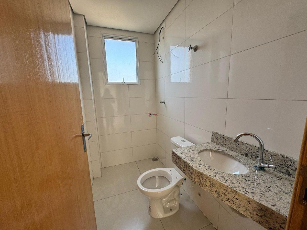 Apartamento, Santa Mônica, 2 Quartos, 1 Vaga