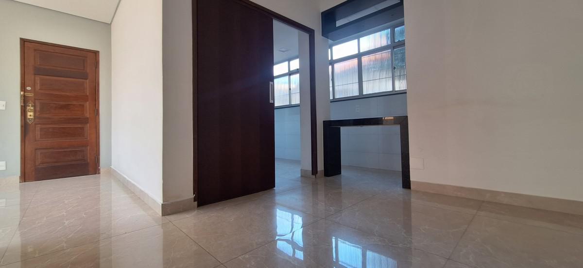 Apartamento, Floresta, 3 Quartos, 1 Vaga, 1 Suíte