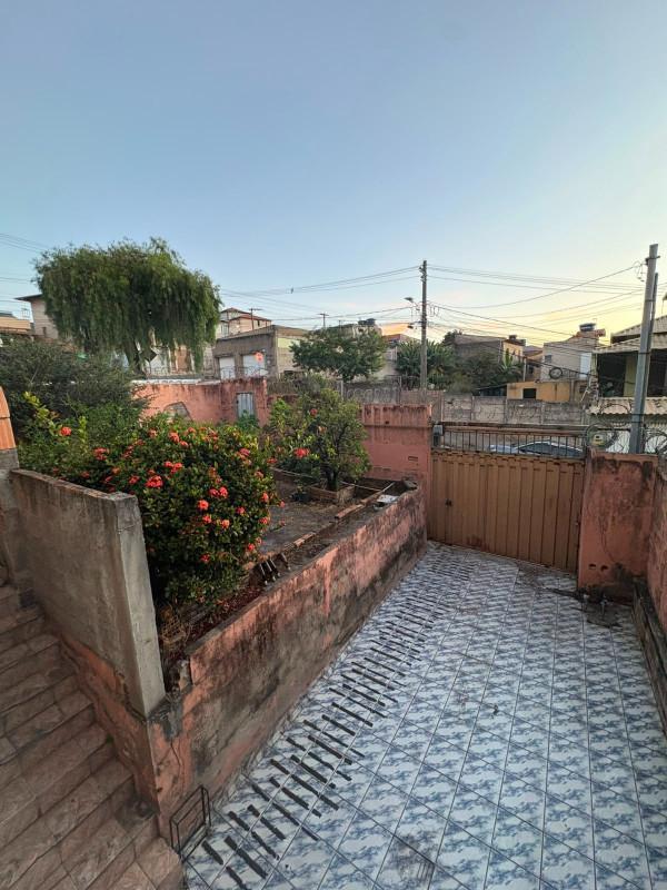 Casa, Tirol (barreiro), 3 Quartos, 3 Vagas, 1 Suíte