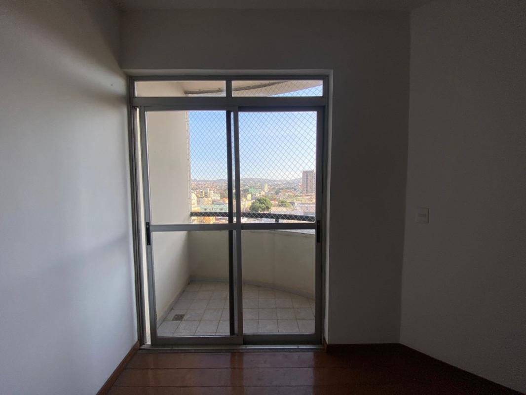 Apartamento, Centro, 2 Quartos, 1 Vaga, 1 Suíte