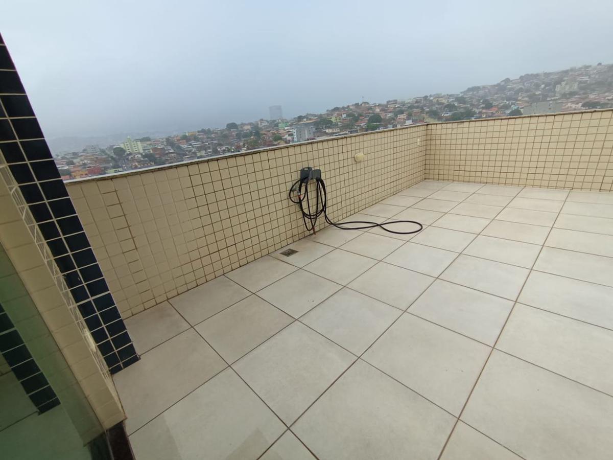 Cobertura, Santa Cruz, 4 Quartos, 2 Vagas, 2 Suítes