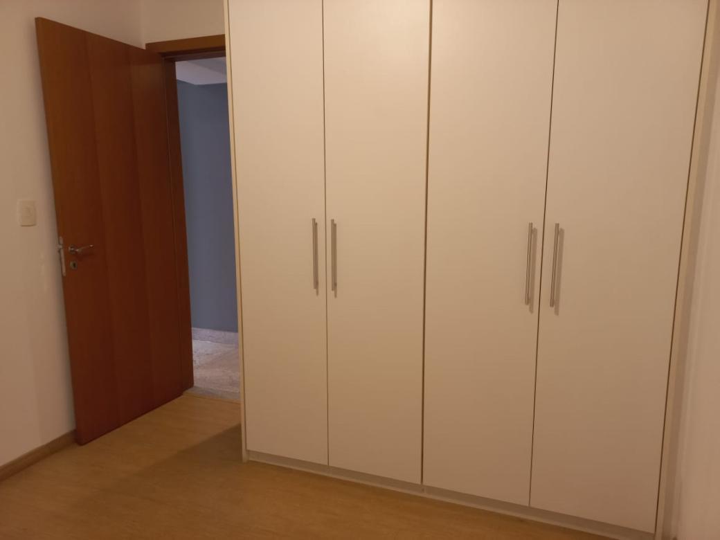 Apartamento, Funcionários, 2 Quartos, 2 Vagas, 1 Suíte