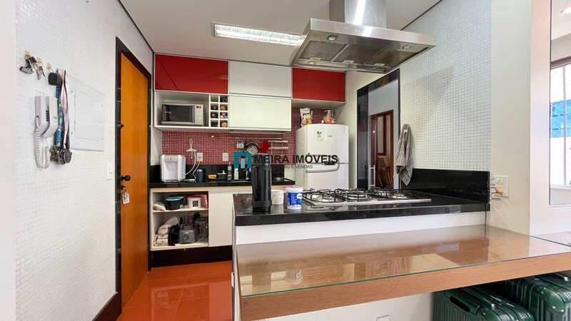 Apartamento, Funcionários, 2 Quartos, 2 Vagas, 1 Suíte