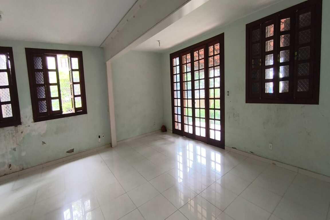 Casa, Santa Lúcia, 6 Quartos, 3 Vagas, 1 Suíte