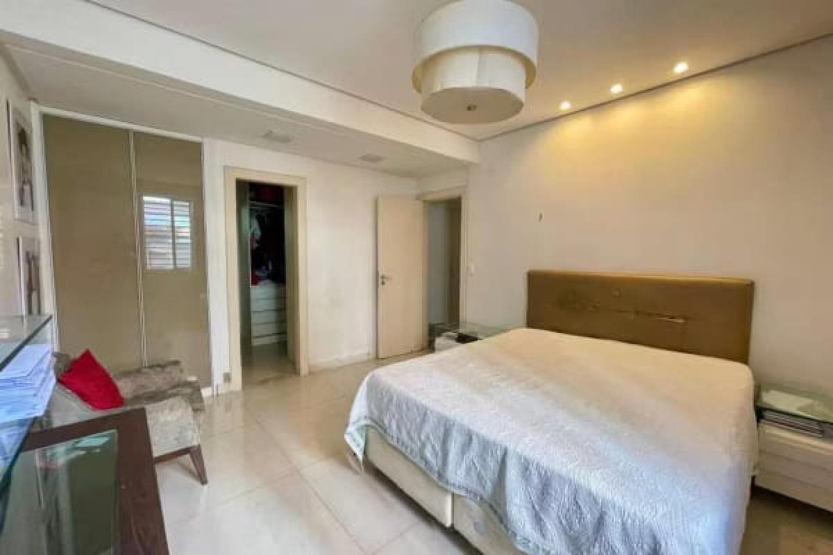 Casa, Itapoã, 4 Quartos, 0 Vaga, 3 Suítes