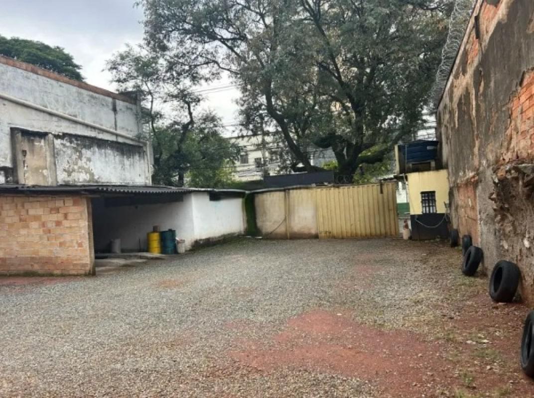 Lote, Barro Preto, 0 Quarto, 15 Vagas