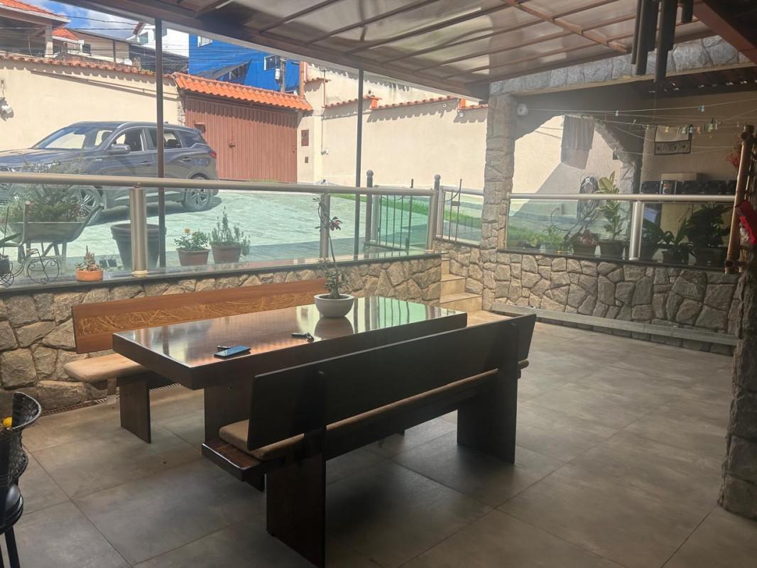 Casa, Santa Helena, 3 Quartos, 6 Vagas, 1 Suíte