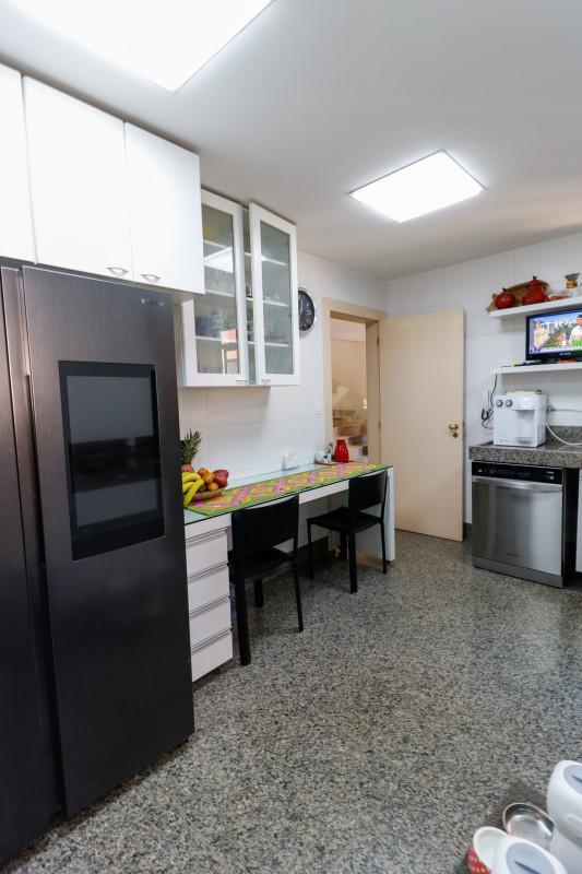 Cobertura, Serra, 6 Quartos, 5 Vagas, 2 Suítes