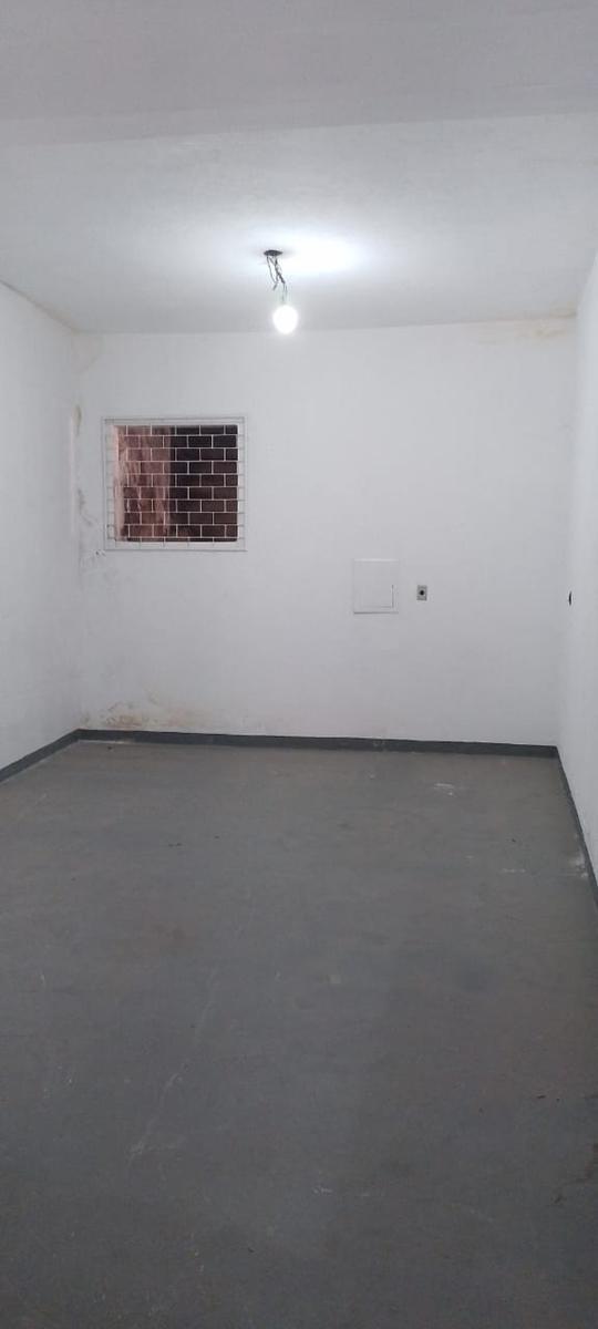 Andar, Providência, 1 Quarto, 0 Vaga