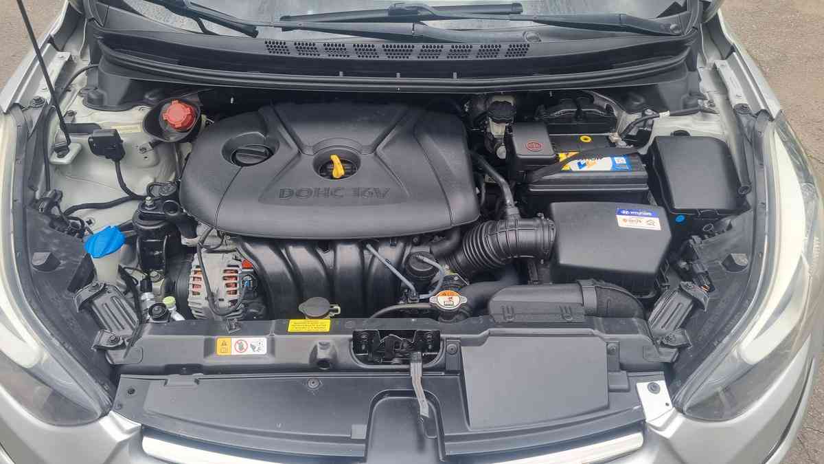 Hyundai Elantra Gls 2.0 16v Flex Aut.