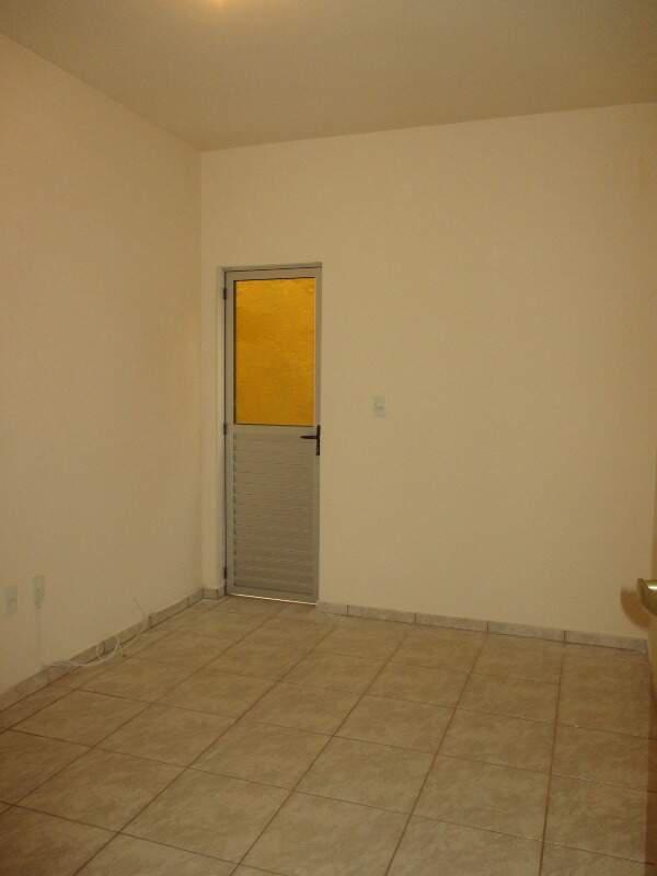 Quitinete, Eldorado, 1 Quarto, 0 Vaga, 1 Suíte