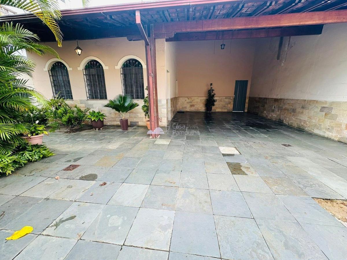 Casa, Santa Mônica, 6 Quartos, 5 Vagas, 1 Suíte