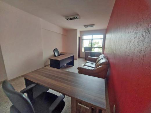 Sala, Barro Preto, 0 Quarto, 0 Vaga