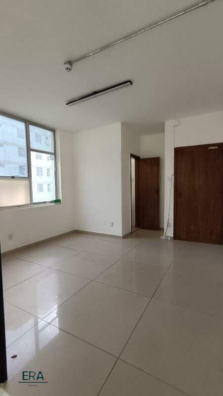 Sala, Centro, 0 Quarto, 0 Vaga